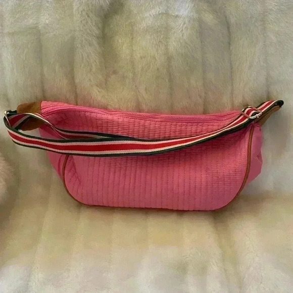 Shiraleahs Ezra Large crossbody in pink strap is green light & dark pink - Picture 4 of 6